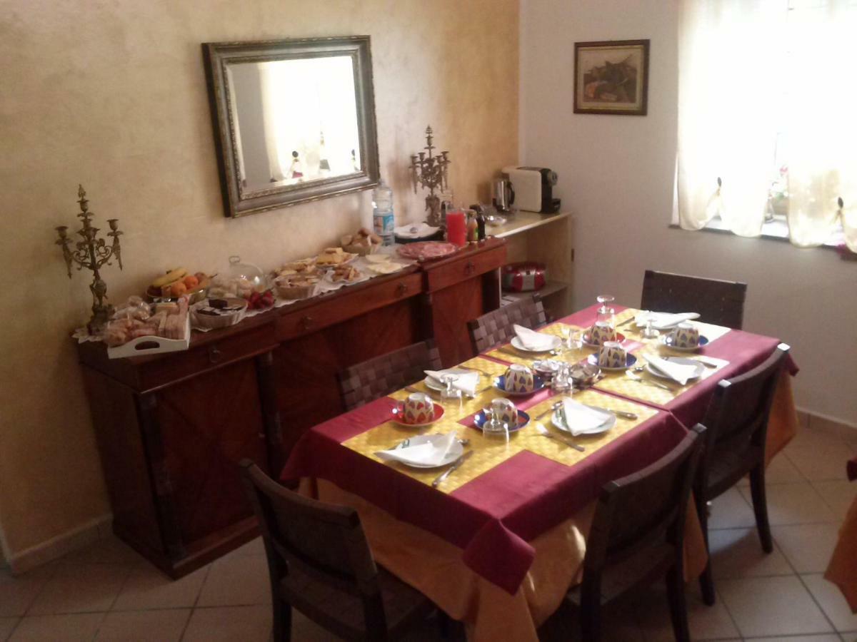 Borgo Della Rocca Bed & Breakfast Montemurlo Luaran gambar